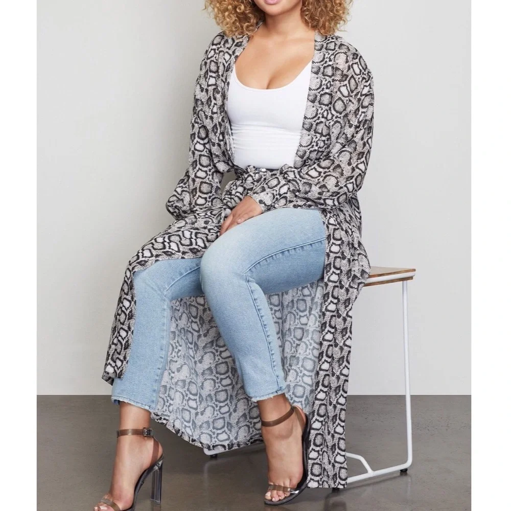 Good American Purely Python Robe • Wrap Dress - Picture 3 of 10